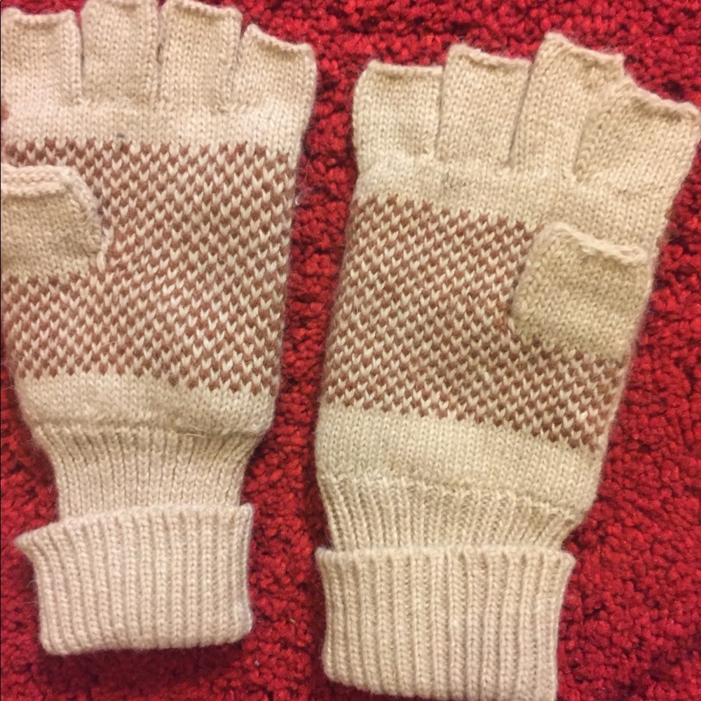 Knit gloves - Picture 2 of 3